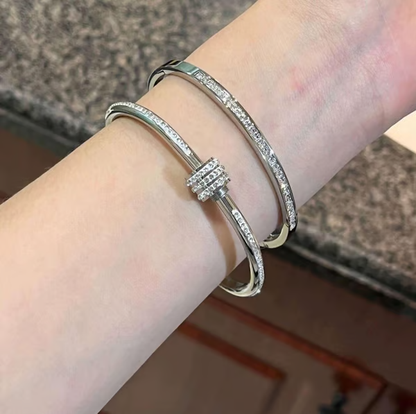 Gypsophila bracelet set